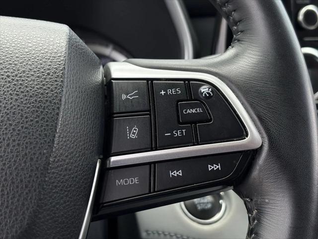 used 2022 Toyota Highlander car, priced at $29,900