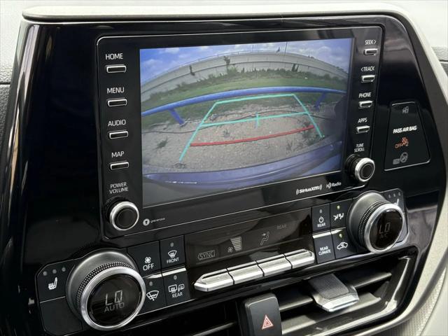 used 2022 Toyota Highlander car, priced at $29,900