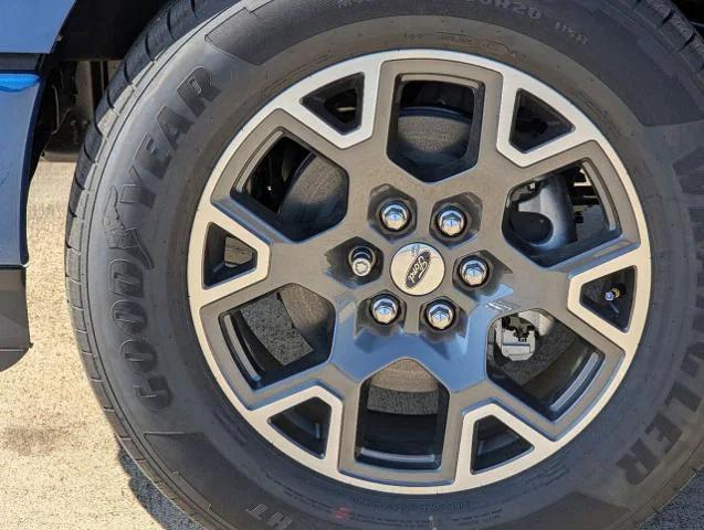 new 2025 Ford F-150 car, priced at $43,824