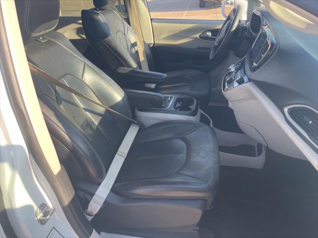 used 2022 Chrysler Pacifica car