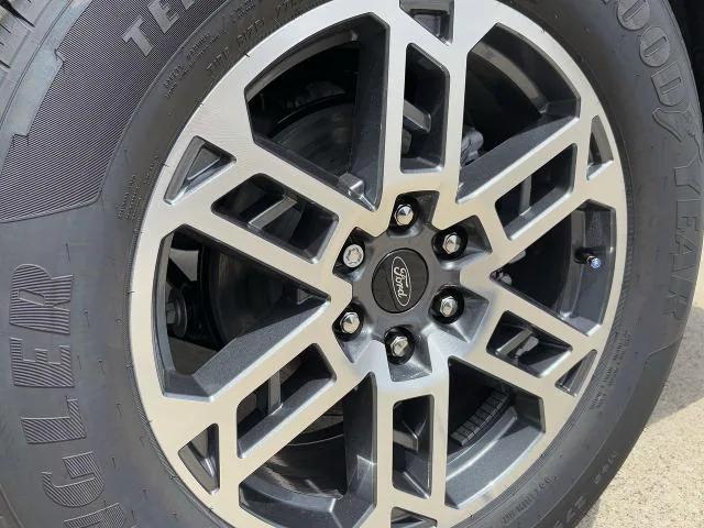 new 2025 Ford Expedition car, priced at $67,509