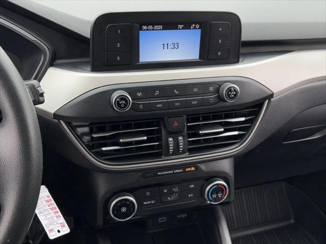 used 2022 Ford Escape car, priced at $18,799