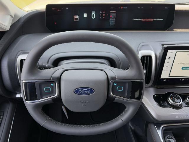 new 2025 Ford Expedition car, priced at $61,862