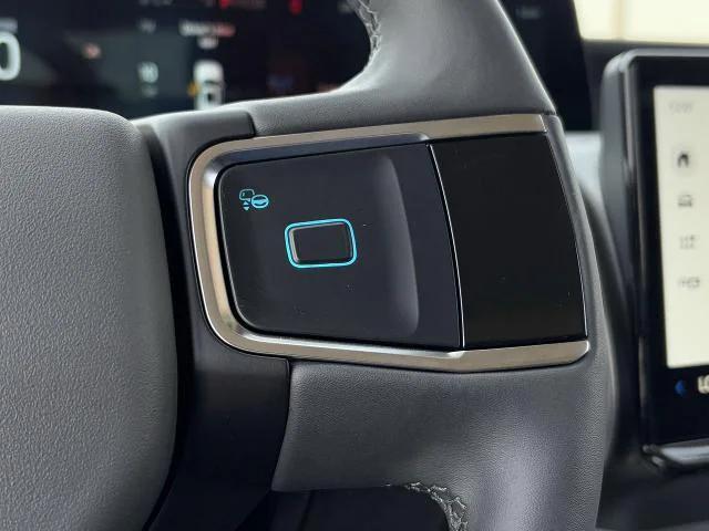new 2025 Ford Expedition car, priced at $61,862