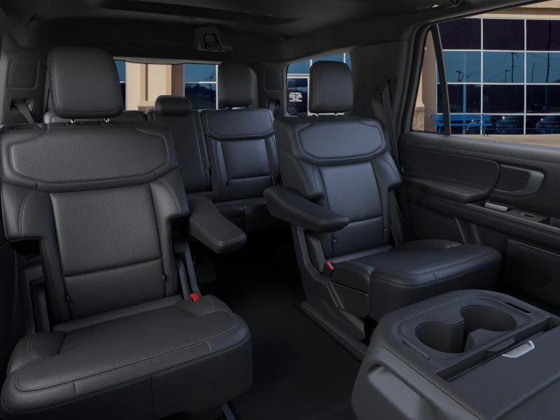 new 2025 Ford Expedition car, priced at $76,854