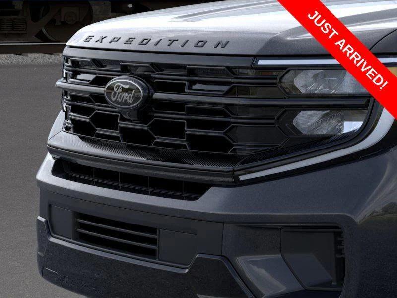 new 2025 Ford Expedition car, priced at $76,854