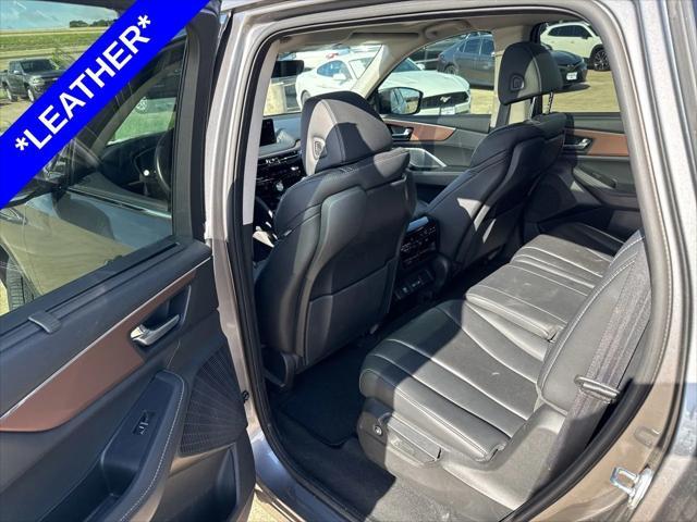 used 2022 Acura MDX car, priced at $34,241