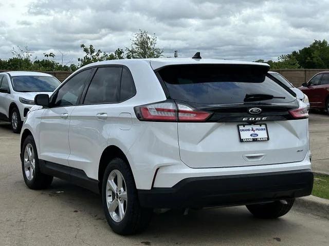 new 2024 Ford Edge car, priced at $28,060