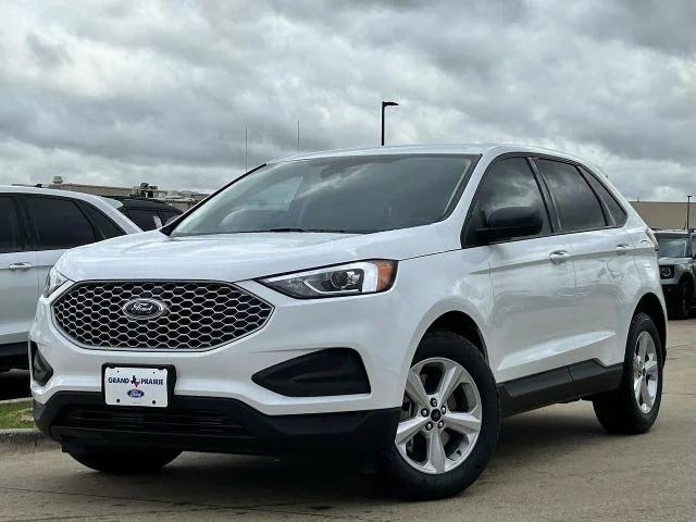 new 2024 Ford Edge car, priced at $28,060