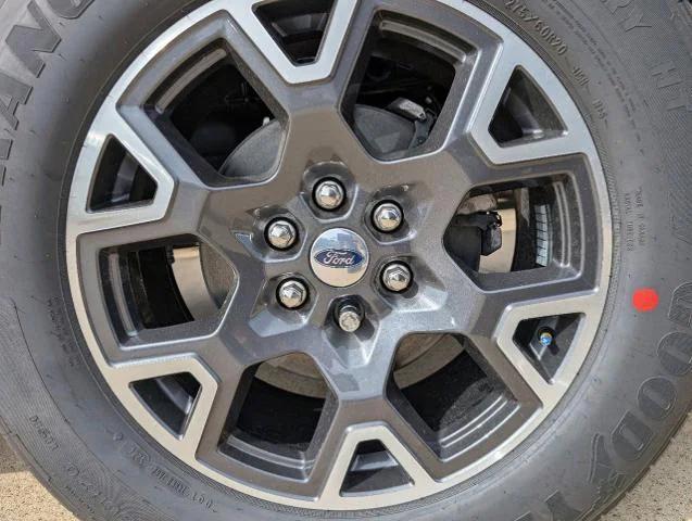 new 2025 Ford F-150 car, priced at $45,324