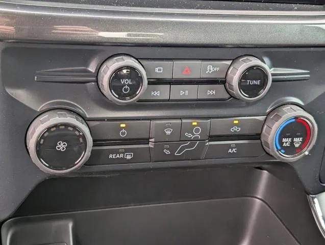 new 2025 Ford F-150 car, priced at $45,324