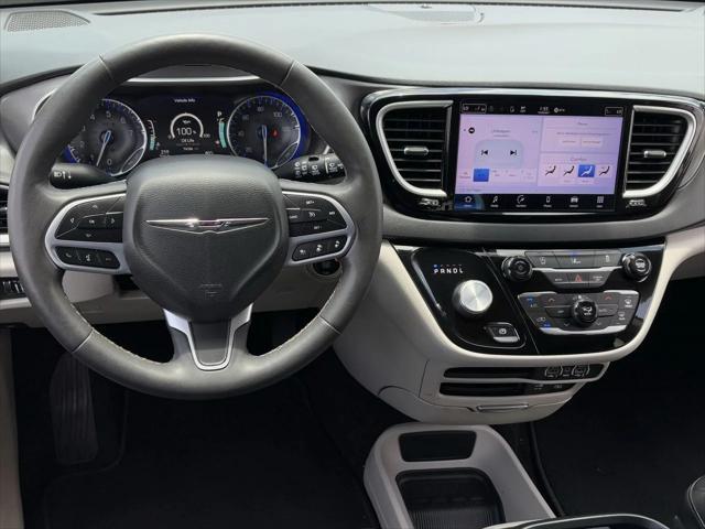 used 2022 Chrysler Pacifica car, priced at $21,634