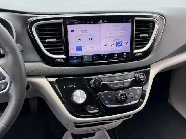 used 2022 Chrysler Pacifica car, priced at $21,634