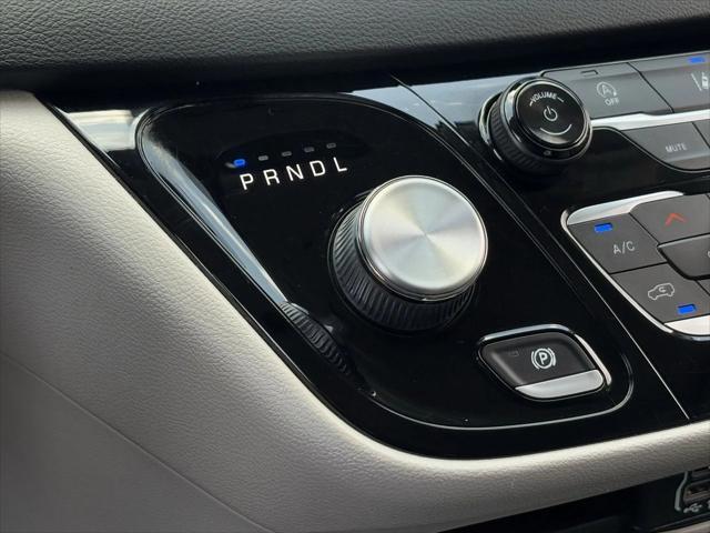 used 2022 Chrysler Pacifica car, priced at $21,634