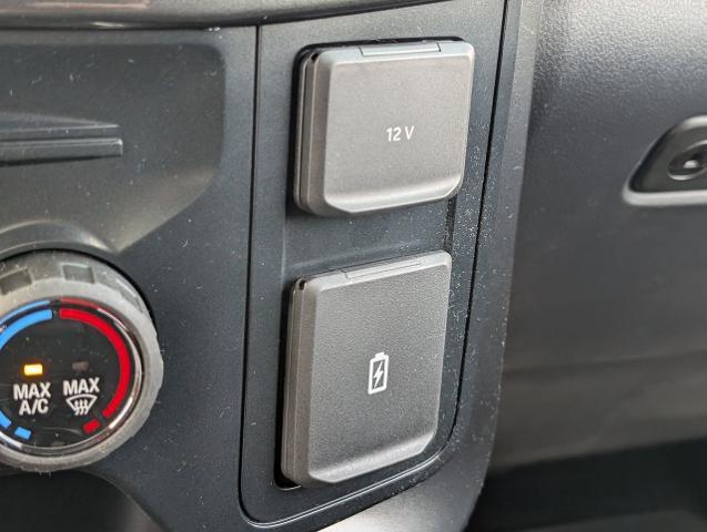 new 2025 Ford F-150 car, priced at $40,244