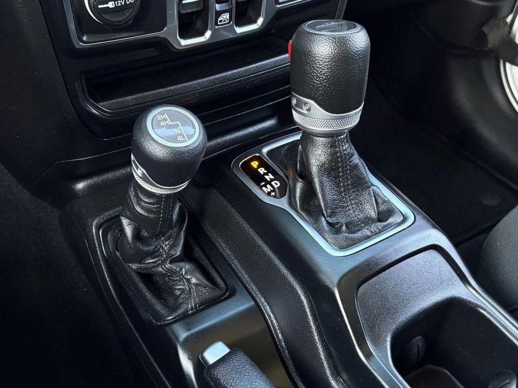 used 2023 Jeep Gladiator car, priced at $23,922