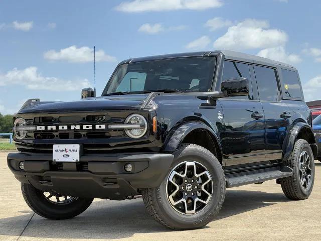new 2025 Ford Bronco car, priced at $48,288