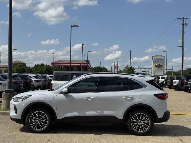 new 2025 Ford Escape PHEV car, priced at $31,468