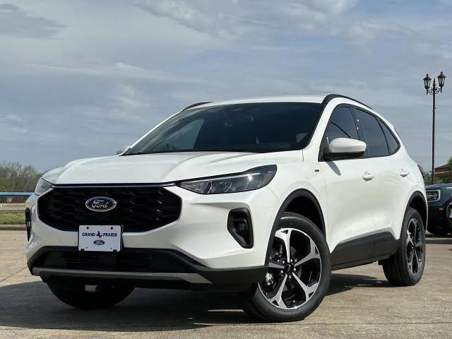 new 2025 Ford Escape car, priced at $30,885