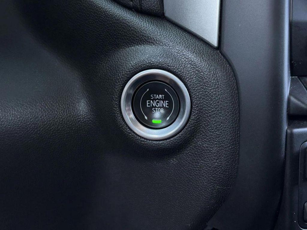 used 2021 Chevrolet Silverado 1500 car, priced at $39,864