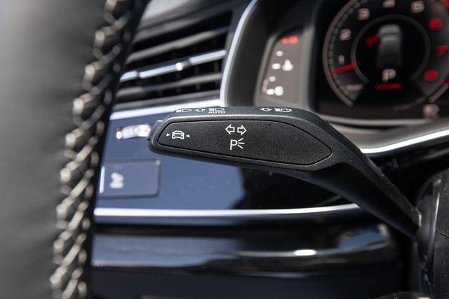 new 2025 Audi Q7 car, priced at $81,390