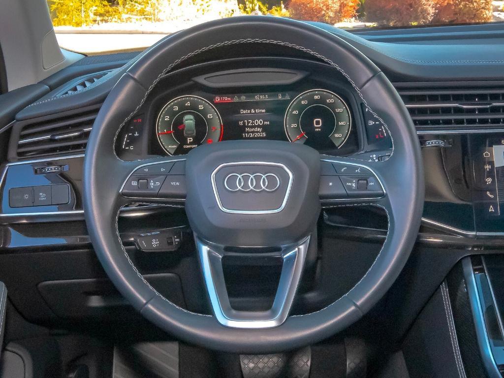 used 2025 Audi Q7 car, priced at $51,995