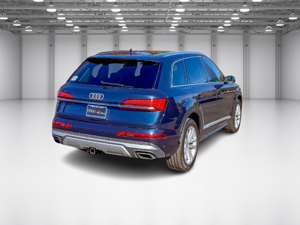 used 2025 Audi Q7 car, priced at $51,995