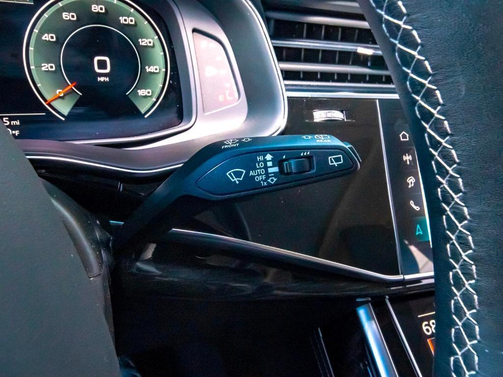 used 2025 Audi Q7 car, priced at $51,995