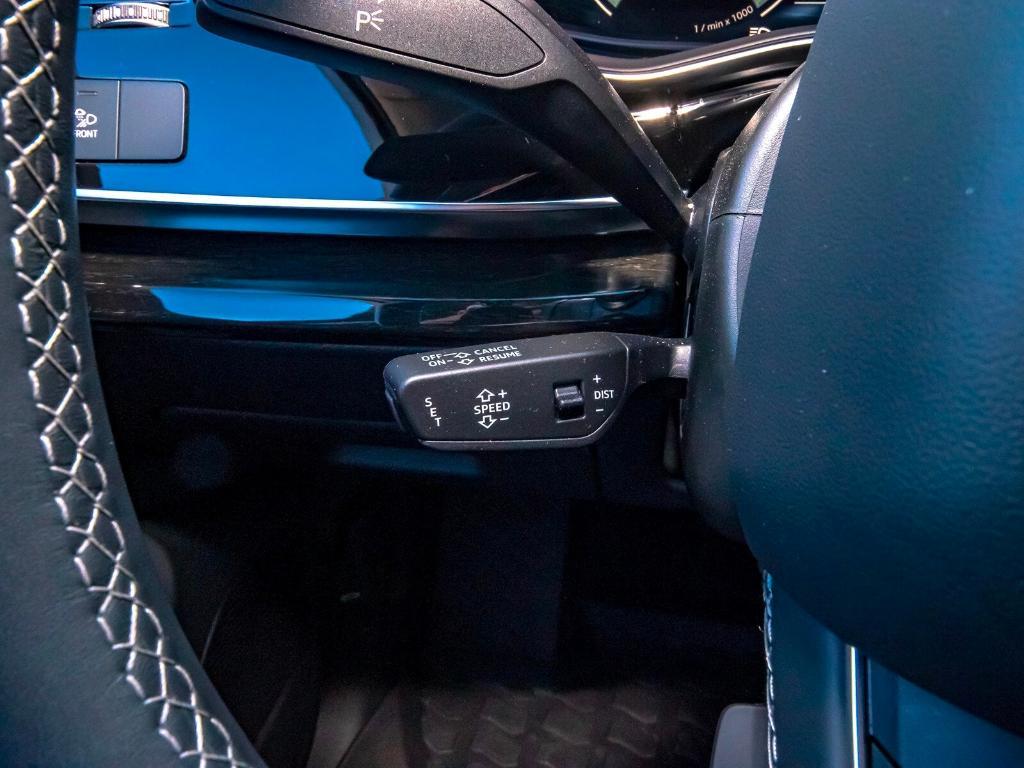 used 2025 Audi Q7 car, priced at $51,995