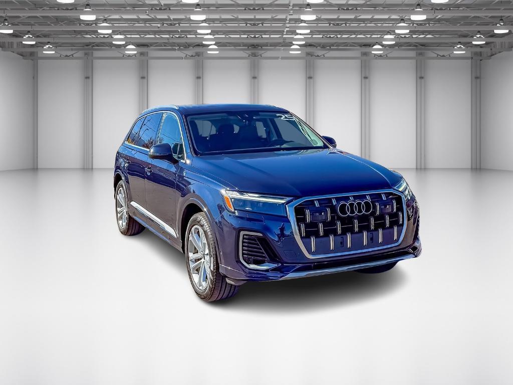 used 2025 Audi Q7 car, priced at $51,995