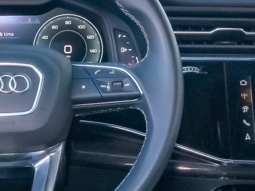 used 2025 Audi Q7 car, priced at $55,195