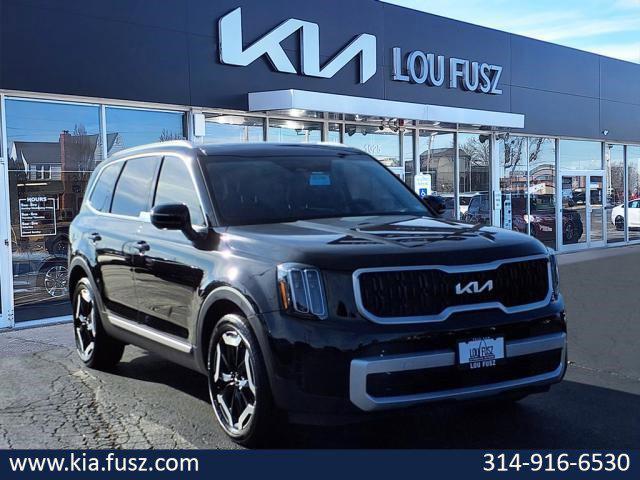 used 2023 Kia Telluride car, priced at $34,495