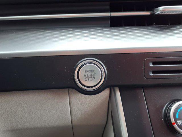 used 2024 Kia Carnival car, priced at $35,511