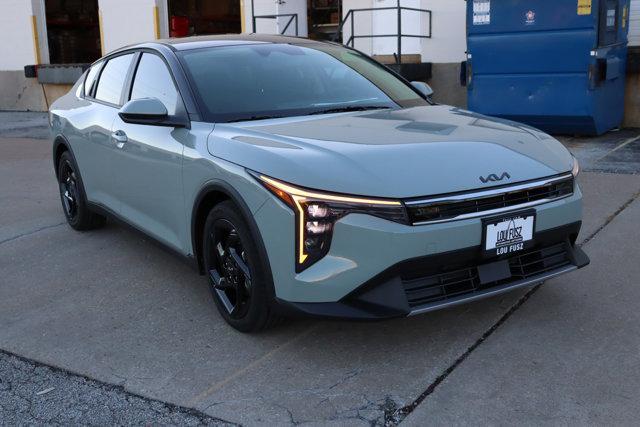 new 2025 Kia K4 car, priced at $25,145