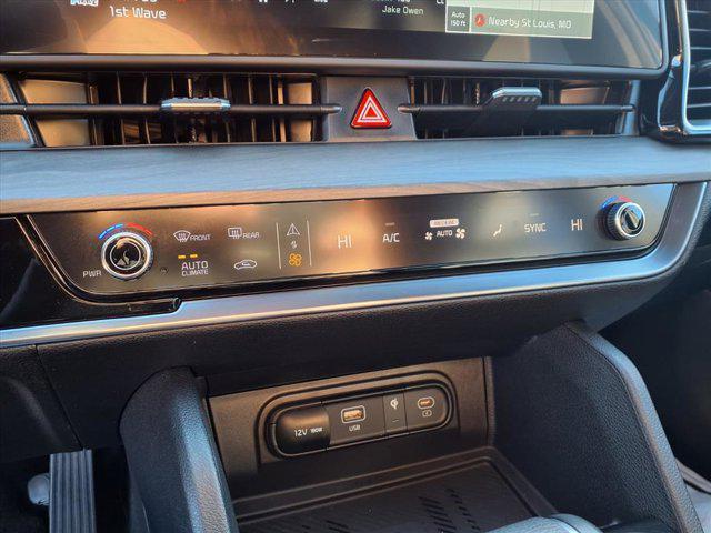 used 2025 Kia Sportage car, priced at $29,552