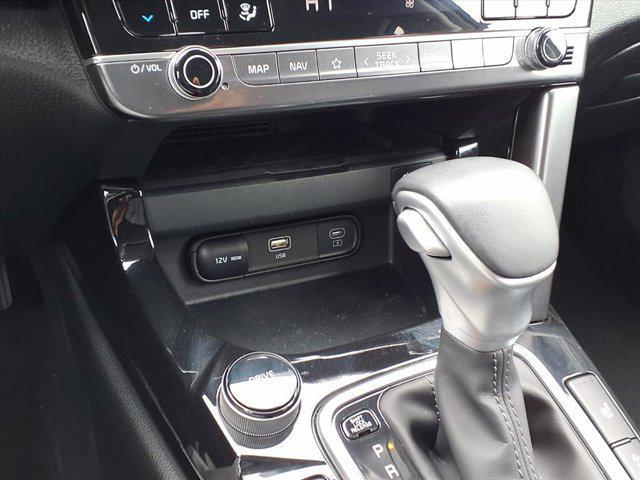 used 2025 Kia Seltos car, priced at $24,322