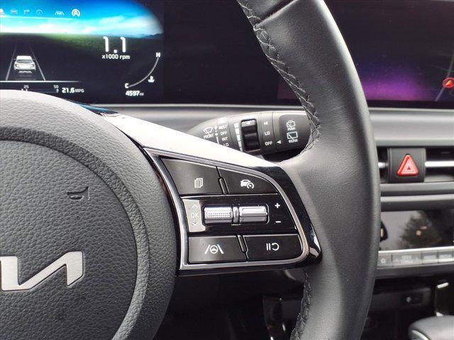 used 2025 Kia Seltos car, priced at $24,322