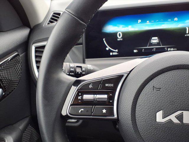 used 2025 Kia Seltos car, priced at $24,322