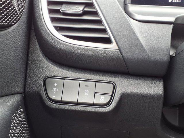 used 2025 Kia Seltos car, priced at $24,322