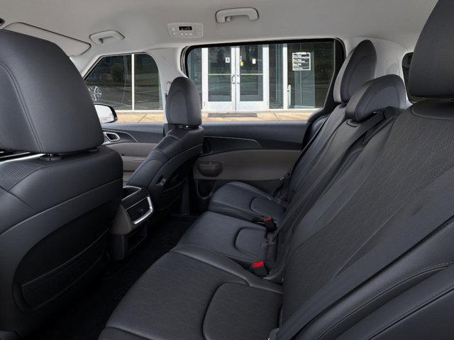 new 2025 Kia Carnival car, priced at $39,495
