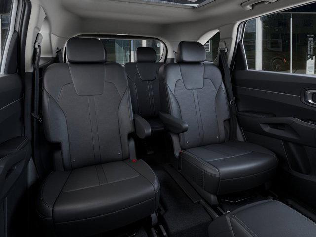 new 2025 Kia Sorento Hybrid car, priced at $42,900