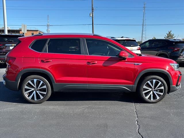 used 2022 Volkswagen Taos car