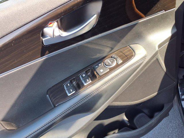 used 2020 Kia Sorento car, priced at $15,991
