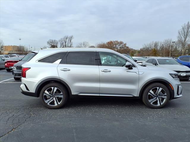 used 2023 Kia Sorento Hybrid car, priced at $32,992