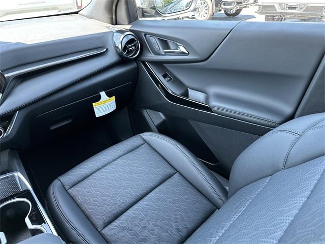 new 2026 Chevrolet Equinox car, priced at $32,590