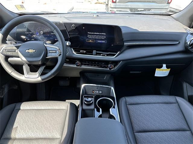 new 2026 Chevrolet Equinox car, priced at $32,590