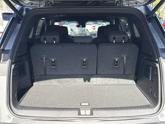 new 2026 GMC Acadia car, priced at $44,585