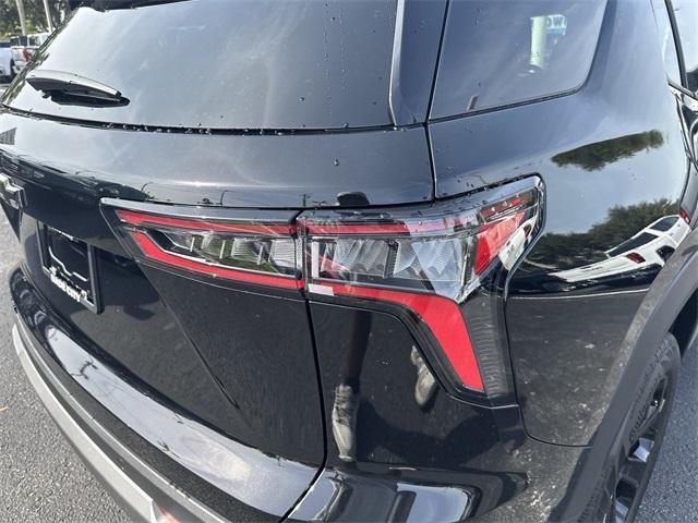 new 2026 Chevrolet Equinox car, priced at $29,990