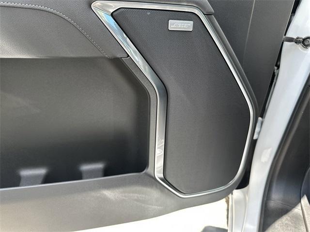 new 2025 GMC Sierra 2500 car, priced at $74,085