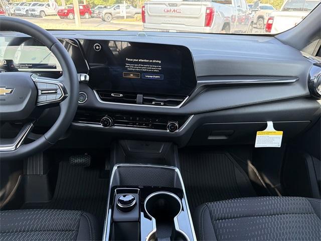 new 2026 Chevrolet Equinox car, priced at $26,820